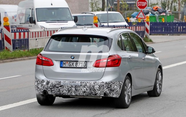 BMW Serie 2 Active Tourer 2018 - foto espía posterior BMW Serie 2 Active Tourer 2018 - foto espía posterior