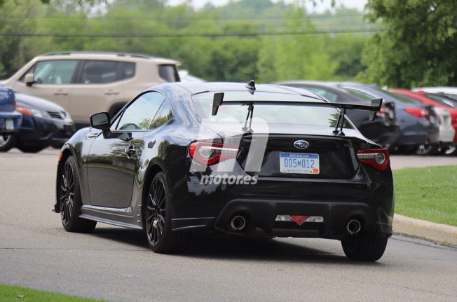 Subaru BRZ STI 2018 - foto espía posterior Subaru BRZ STI 2018 - foto espía posterior
