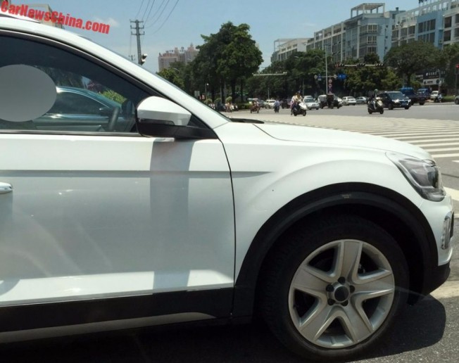 Volkswagen T-ROC 2018 - foto espía Volkswagen T-ROC 2018 - foto espía