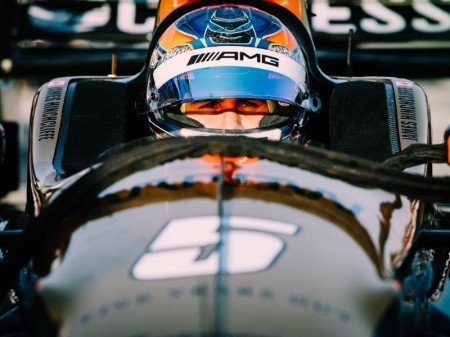 Robert Wickens suple a Mikhail Aleshin en los libres de Road America