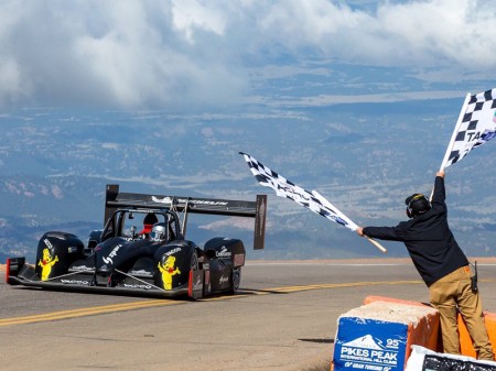 Tercer triunfo, sin récord, de Romain Dumas en Pikes Peak