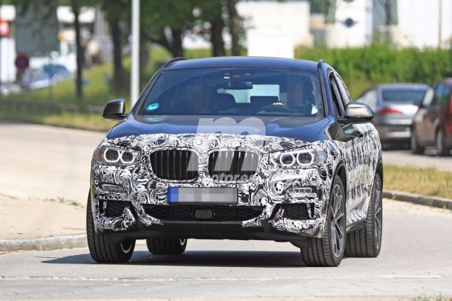 BMW X4 M40i 2018 - foto espía frontal BMW X4 M40i 2018 - foto espía frontal