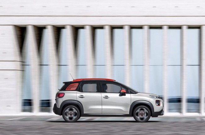 Citroën C3 Aircross 2018 - lateral Citroën C3 Aircross 2018 - lateral