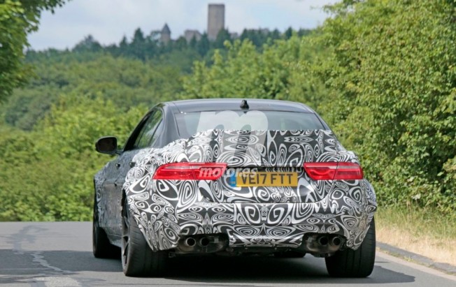 Jaguar XE SV Project 8 - foto espía posterior Jaguar XE SV Project 8 - foto espía posterior