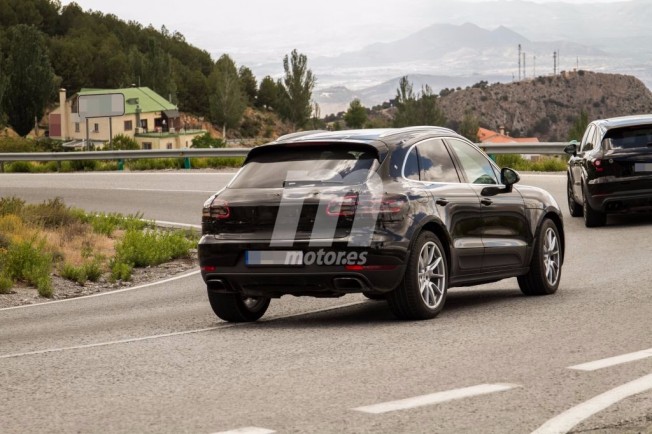 Porsche Macan 2018 - foto espía posterior Porsche Macan 2018 - foto espía posterior