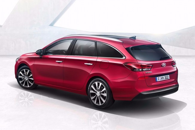 Hyundai i30 Cw 2017 - posterior Hyundai i30 Cw 2017 - posterior