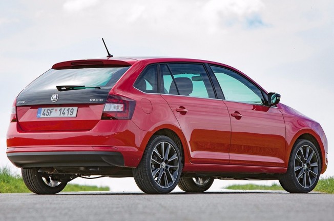 Skoda Spaceback 2017 - posterior Skoda Spaceback 2017 - posterior
