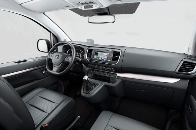 Toyota ProAce Verso VIP 2017 - interior Toyota ProAce Verso VIP 2017 - interior