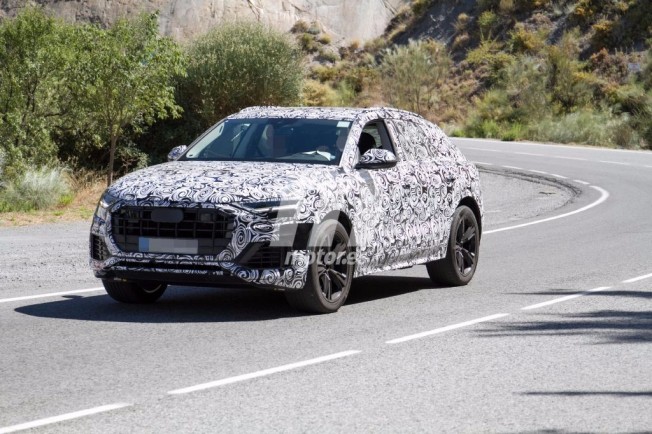 Audi Q8 e-tron - foto espía Audi Q8 e-tron - foto espía