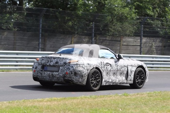 BMW Z5 Roadster 2018 - foto espía posterior BMW Z5 Roadster 2018 - foto espía posterior