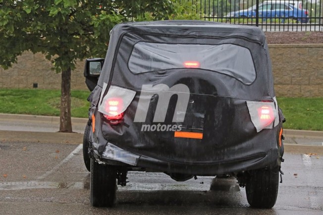 Jeep Wrangler 2018 - foto espía posterior Jeep Wrangler 2018 - foto espía posterior