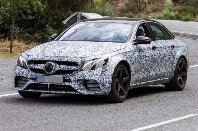 Mercedes-AMG E 55 Hybrid 2018 - foto espía Mercedes-AMG E 55 Hybrid 2018 - foto espía