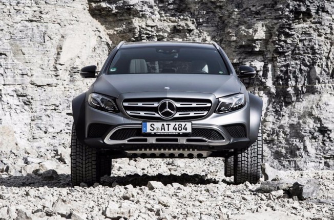 Mercedes Clase E All-Terrain 4x4² - frontal Mercedes Clase E All-Terrain 4x4² - frontal