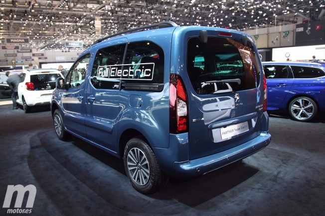 Peugeot Partner Tepee Electric 2017 - posterior Peugeot Partner Tepee Electric 2017 - posterior