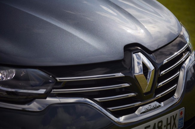 Renault Espace 2017 - frontal Renault Espace 2017 - frontal