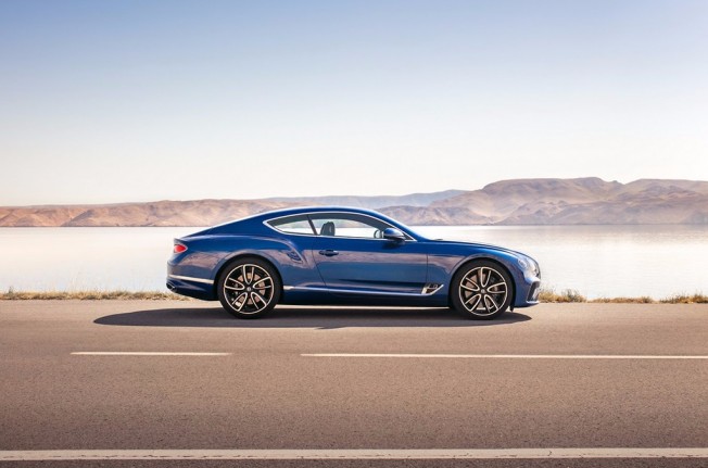 Bentley Continental GT 2018 - lateral Bentley Continental GT 2018 - lateral