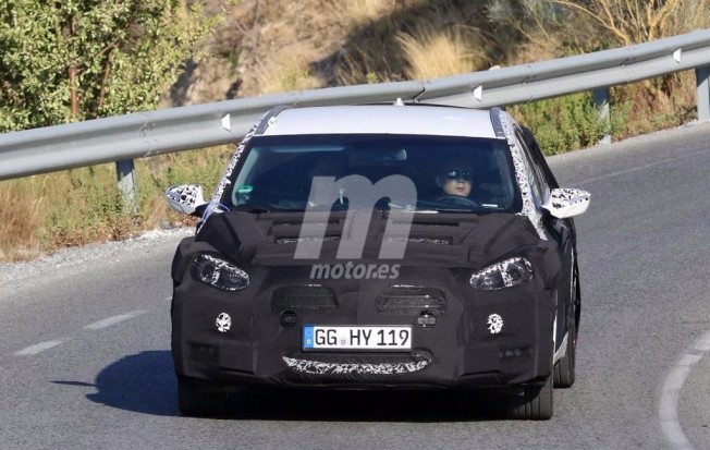 Hyundai i40 Cw 2019 - foto espía frontal Hyundai i40 Cw 2019 - foto espía frontal