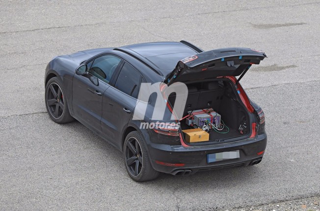 Porsche Macan 2018 - foto espía posterior Porsche Macan 2018 - foto espía posterior