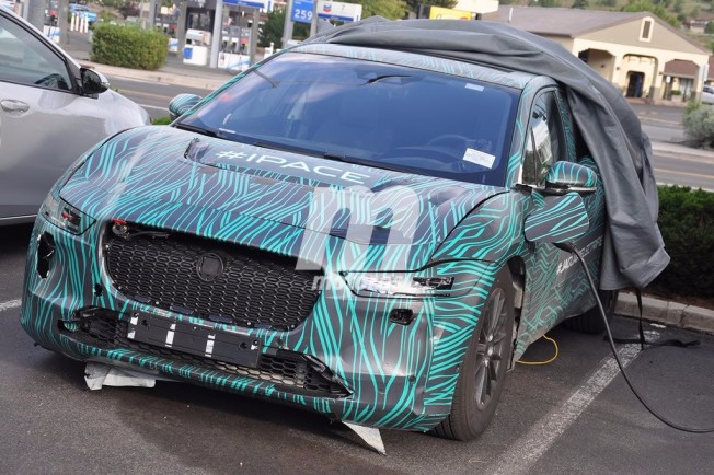 Jaguar I-Pace 2018 - foto espía Jaguar I-Pace 2018 - foto espía