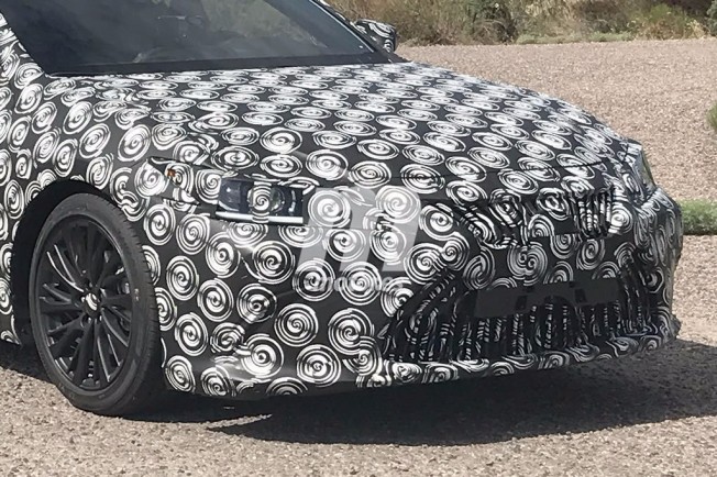 Lexus ES 2019 - foto espía frontal Lexus ES 2019 - foto espía frontal