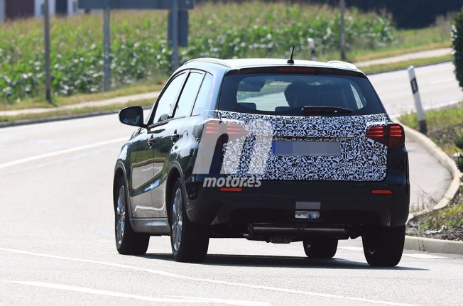 Suzuki Vitara 2018 - foto espía posterior Suzuki Vitara 2018 - foto espía posterior