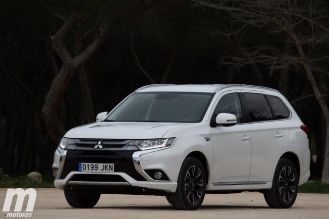 Mitsubishi Outlander PHEV Mitsubishi Outlander PHEV