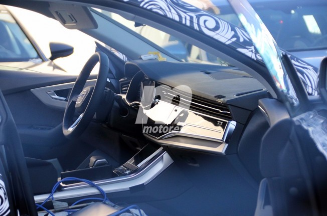 Audi Q8 2018 - foto espía interior Audi Q8 2018 - foto espía interior