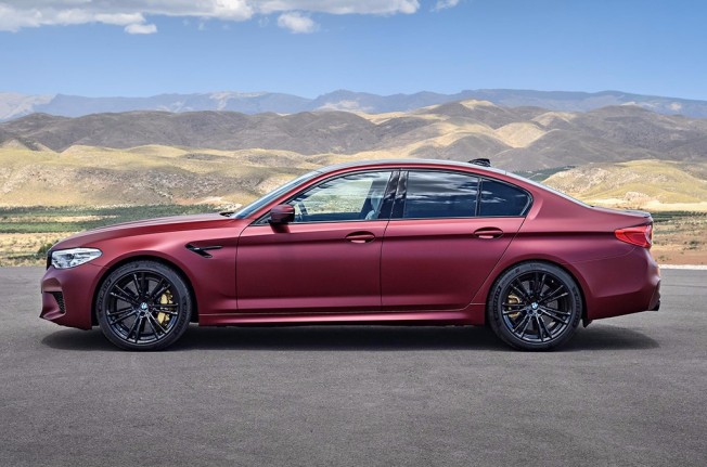 BMW M5 First Edition - lateral BMW M5 First Edition - lateral