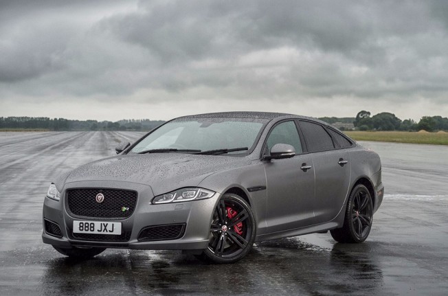 Jaguar XJR575 Jaguar XJR575