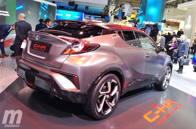 Toyota C-HR Hy-Power Concept - posterior Toyota C-HR Hy-Power Concept - posterior