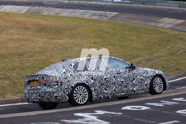 Jaguar XEL 2018 - foto espía Jaguar XEL 2018 - foto espía