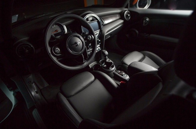 MINI Cooper S Ice Blue Special Edition - interior MINI Cooper S Ice Blue Special Edition - interior