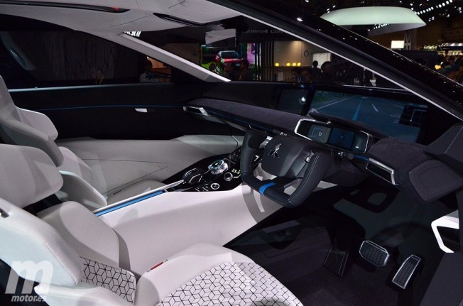 Mitsubishi e-Evolution Concept - interior Mitsubishi e-Evolution Concept - interior