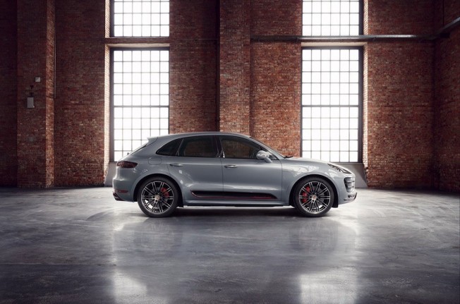 Porsche Macan Turbo Exclusive Performance Edition - lateral Porsche Macan Turbo Exclusive Performance Edition - lateral