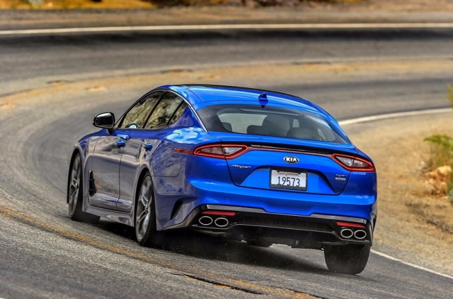 Kia Stinger - posterior Kia Stinger - posterior