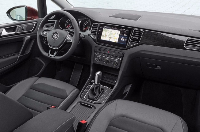 Volkswagen Golf Sportsvan 2018 - interior Volkswagen Golf Sportsvan 2018 - interior