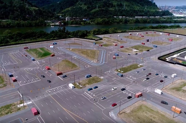 La falsa ciudad de Uber para probar sus coches autónomos La falsa ciudad de Uber para probar sus coches autónomos