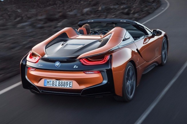 BMW i8 Roadster 2018 - posterior BMW i8 Roadster 2018 - posterior
