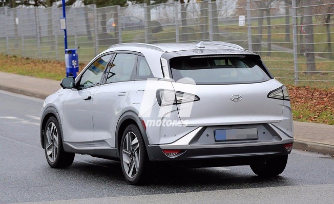 Hyundai FCEV 2018 - foto espía posterior Hyundai FCEV 2018 - foto espía posterior
