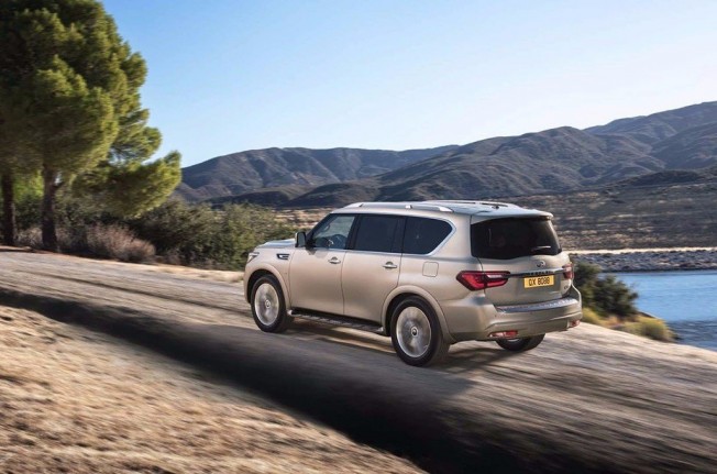 Infiniti QX80 2018 - posterior Infiniti QX80 2018 - posterior