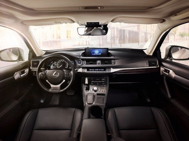 Lexus CT 200h 2018 - interior Lexus CT 200h 2018 - interior