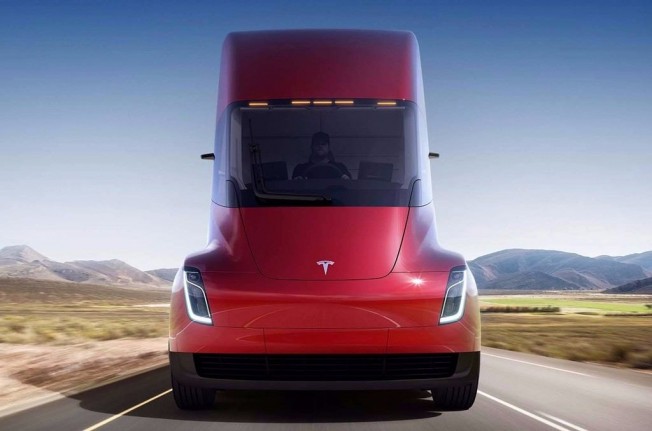 Tesla Semi 2019 - frontal Tesla Semi 2019 - frontal