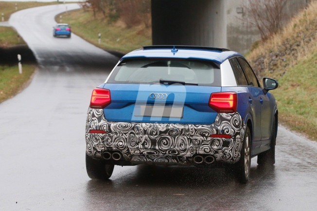 Audi SQ2 2018 - foto espía posterior Audi SQ2 2018 - foto espía posterior