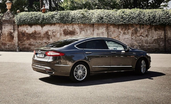 Ford Mondeo - posterior Ford Mondeo - posterior