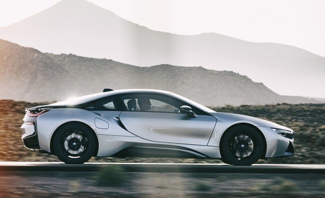 BMW i8 Coupé 2018 - lateral BMW i8 Coupé 2018 - lateral
