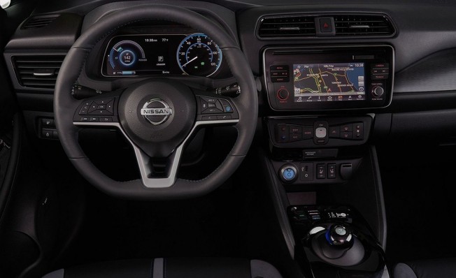 Nissan Leaf 2018 - interior Nissan Leaf 2018 - interior