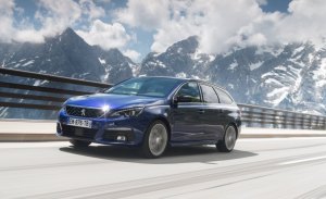 Las nuevas versiones del Peugeot 308 con cambio automático de 8 velocidades ya están a la venta