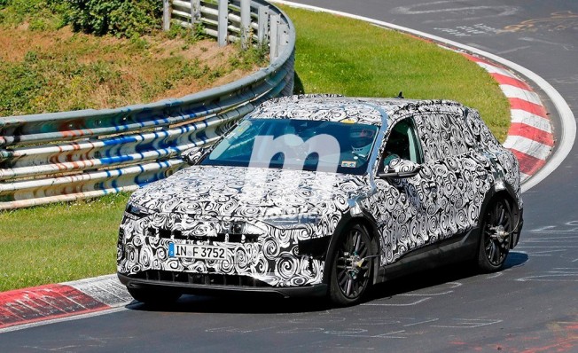 Audi e-tron quattro - foto espía Audi e-tron quattro - foto espía