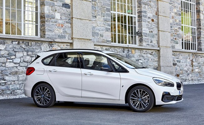 BMW 225xe iPerformance Active Tourer BMW 225xe iPerformance Active Tourer