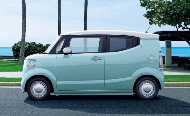Honda N-Box Slash 2018 - lateral Honda N-Box Slash 2018 - lateral